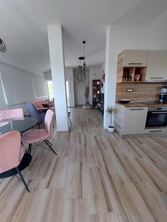 Apartment Mia 2 Banjol Exterior foto